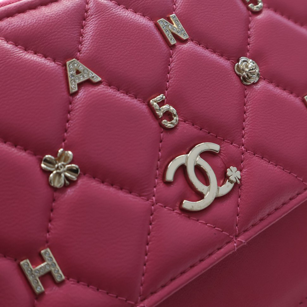 Pre-Loved Chanel Quilted Lambskin All About Chanel Clutch On Chain - Picture 8 of 12